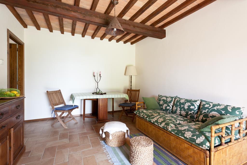 Casale Pundarika Guest House Riparbella Exterior photo